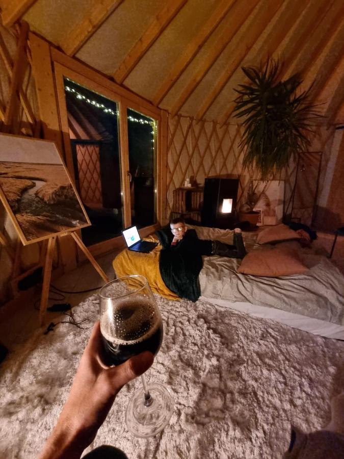 Hotel Jurty Glamping Gostynin Exterior foto