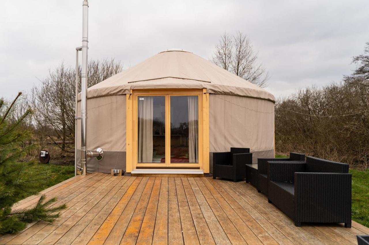 Hotel Jurty Glamping Gostynin Exterior foto