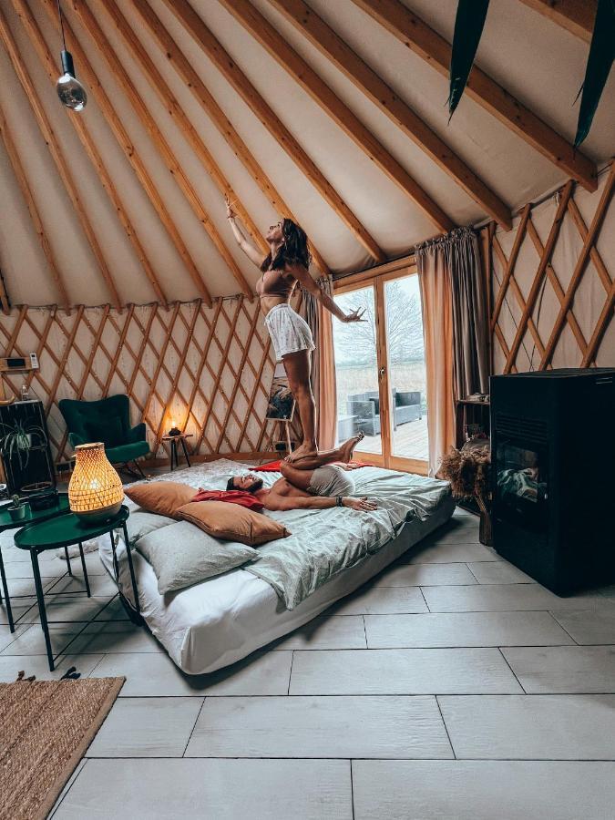 Hotel Jurty Glamping Gostynin Exterior foto