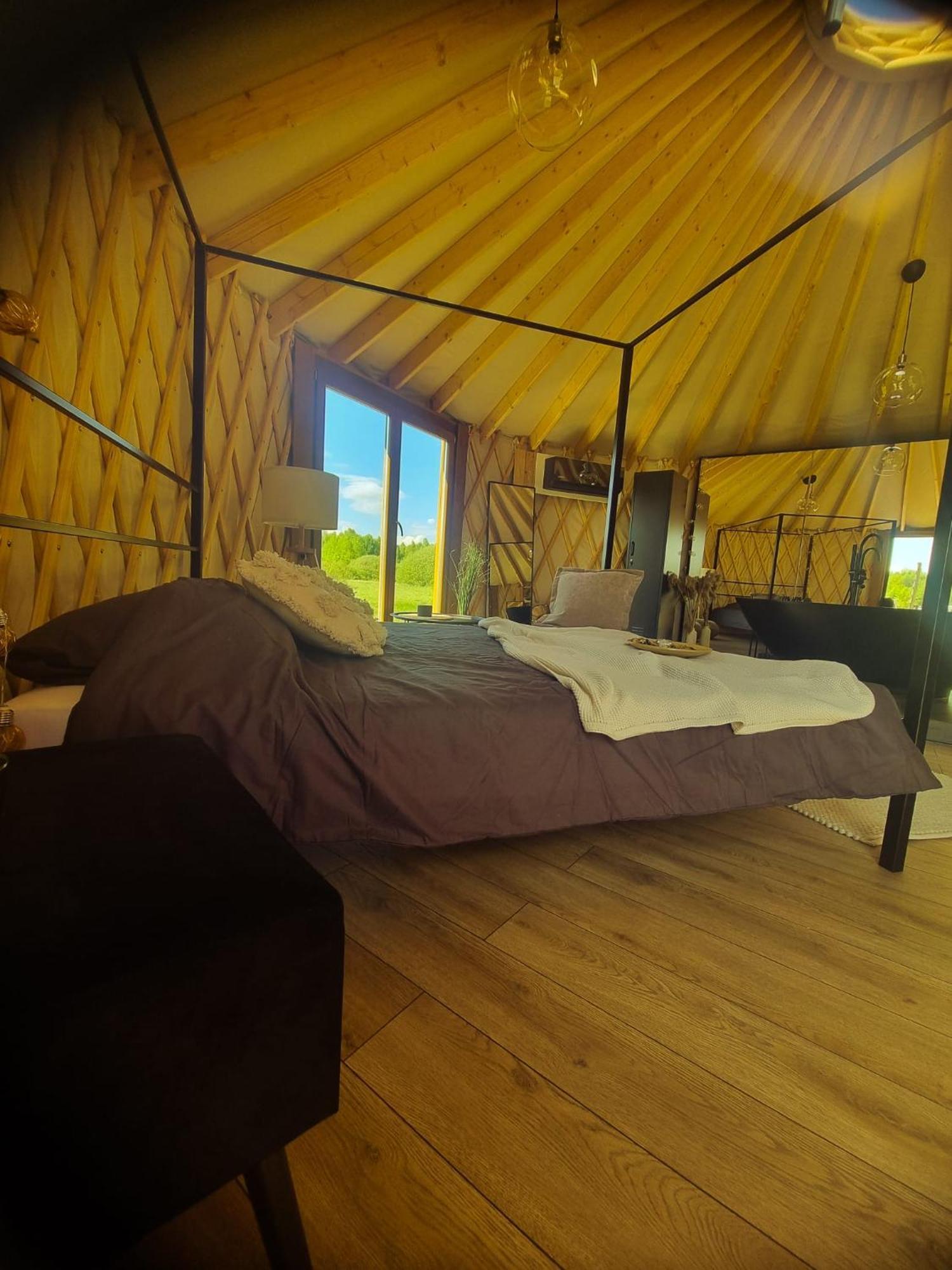Hotel Jurty Glamping Gostynin Exterior foto