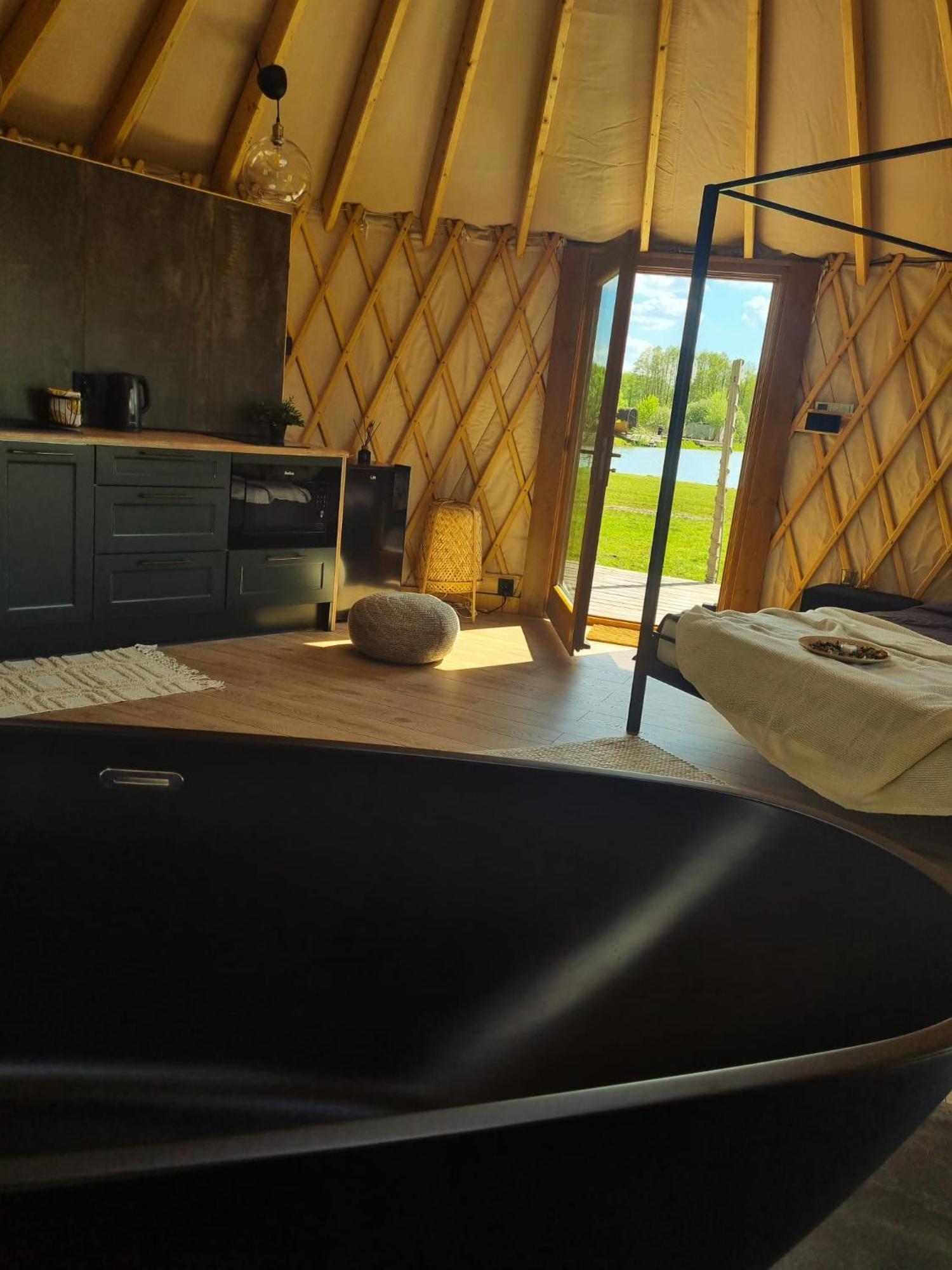 Hotel Jurty Glamping Gostynin Exterior foto